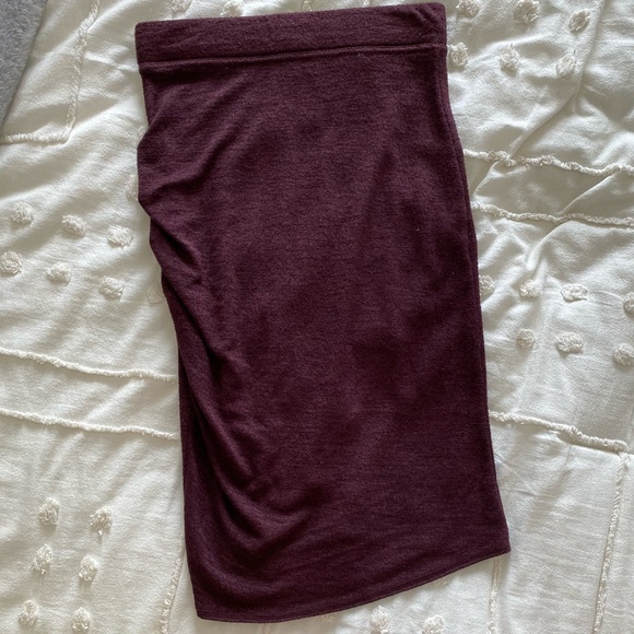 Wilfred | Size: XS | Colour: Burgundy | Midi High Waisted Skirt | - Picture 2 of 4